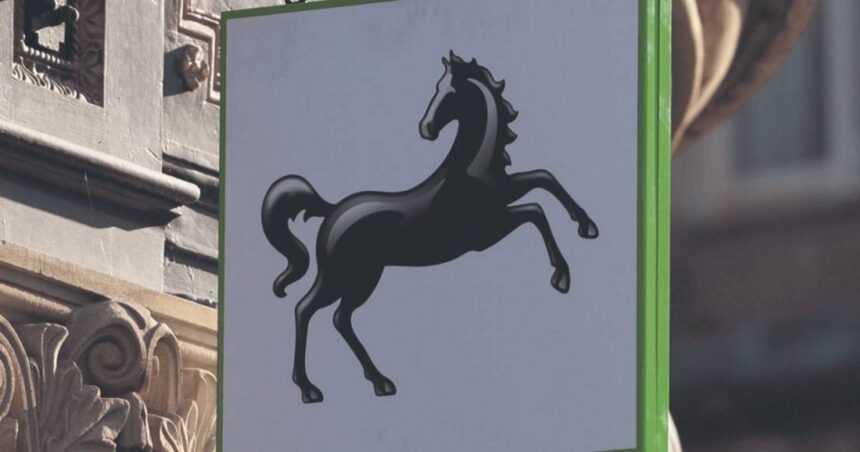 0 Lloyds Banking Group is planning changes to its performance management