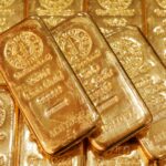108073548 1733798249994 2017 07 23T095442Z 1410554419 RC1C5443BA00 RTRMADP 3 SINGAPORE GOLD