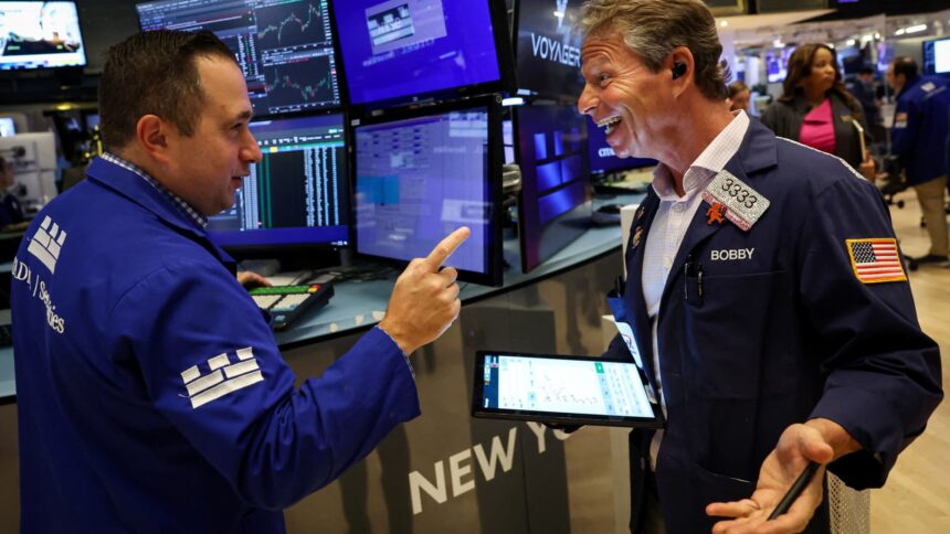 108157940 17496587762025 06 11t161821z 955827365 rc2e0fak4lbo rtrmadp 0 usa stocks