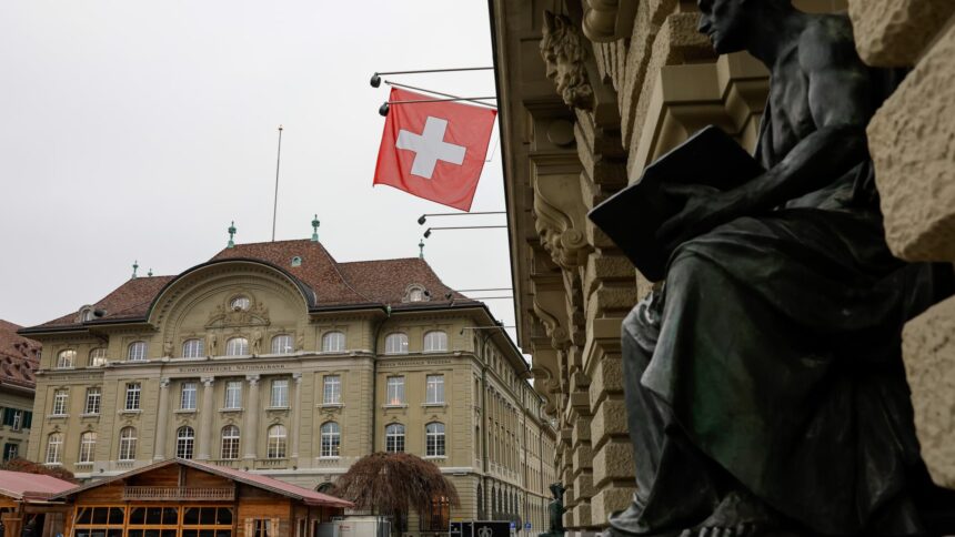 108161026 1750256870912 gettyimages 2188875357 SWITZERLAND SNB