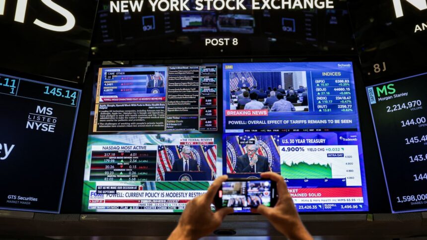 108179351 17539060042025 07 30t195443z 997461857 rc26xfa74hy7 rtrmadp 0 usa economy fed