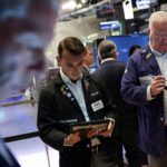 108194385 17570011292025 09 04t153900z 1459193789 rc21lgap79xh rtrmadp 0 usa stocks