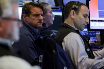 108195748 17573613702025 09 08t144054z 441978174 rc2pnga2ly7u rtrmadp 0 usa stocks