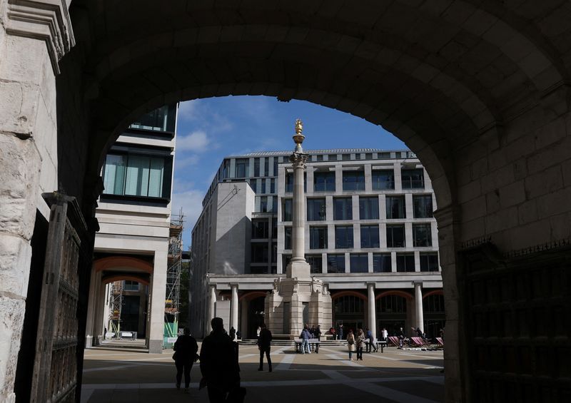 2025 06 09T122517Z 1 LYNXMPEL580GP RTROPTP 4 BRITAIN ECONOMY