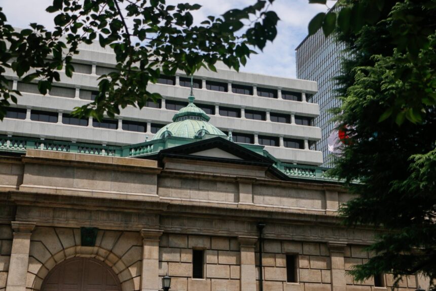 Bank of Japan Unanimously Votes to Begin Unloading ETFs, Stocks Drop 1 494760
