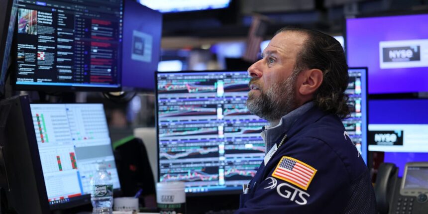 Wall Street Mixed on Recession Risks Amid Softening Labor Market 1 68cd9b9c57d362d375e8876d