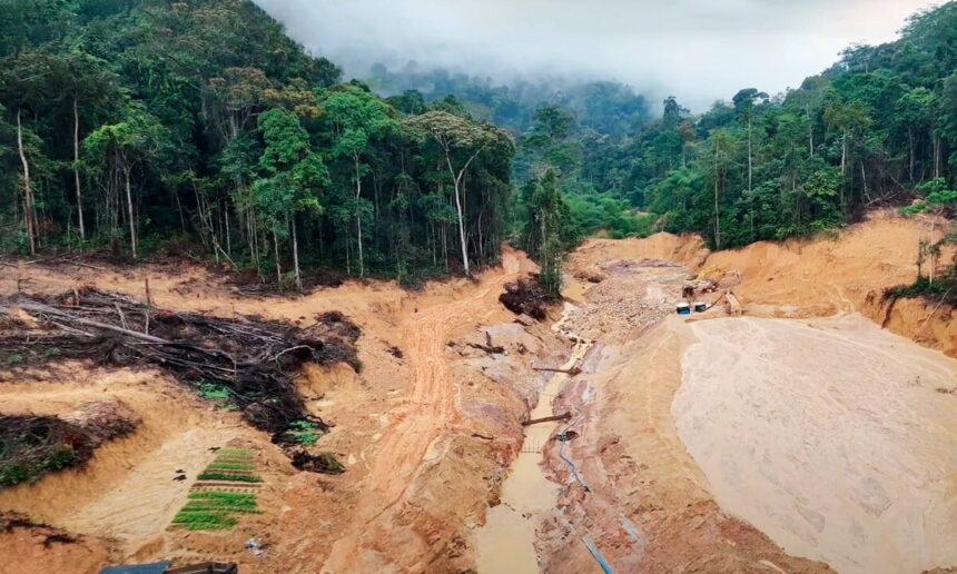 Mongabay Thumbnail GoldMining Featured 2 1200x720