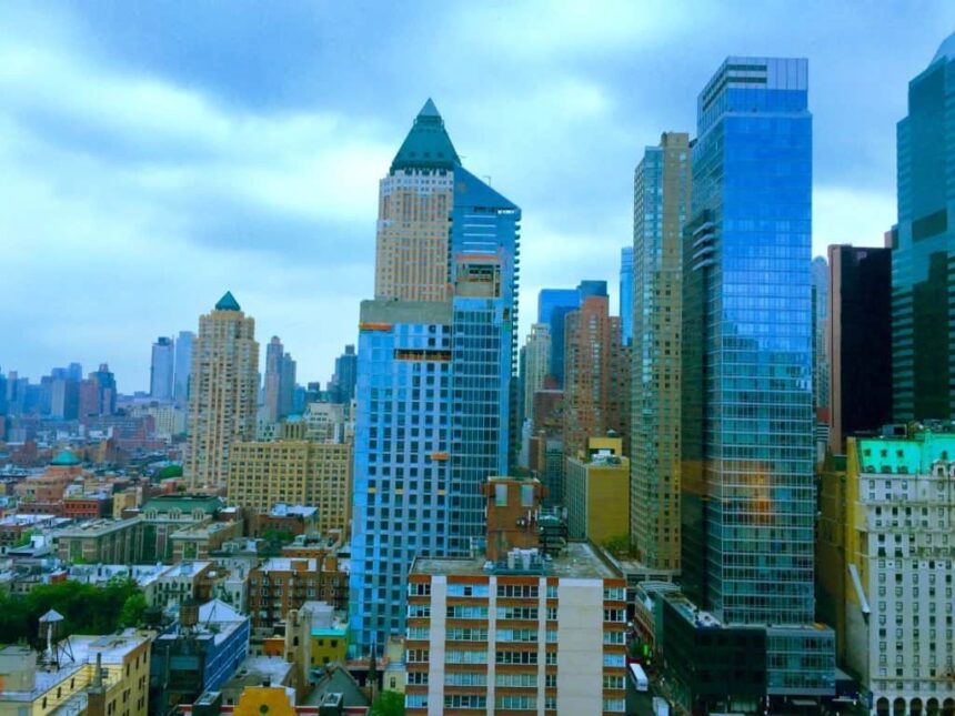 New York City Real Estate 1024x768