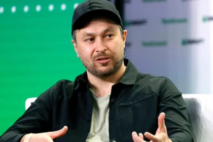 anatoly yakovenko blockchain not war ethereum.webp