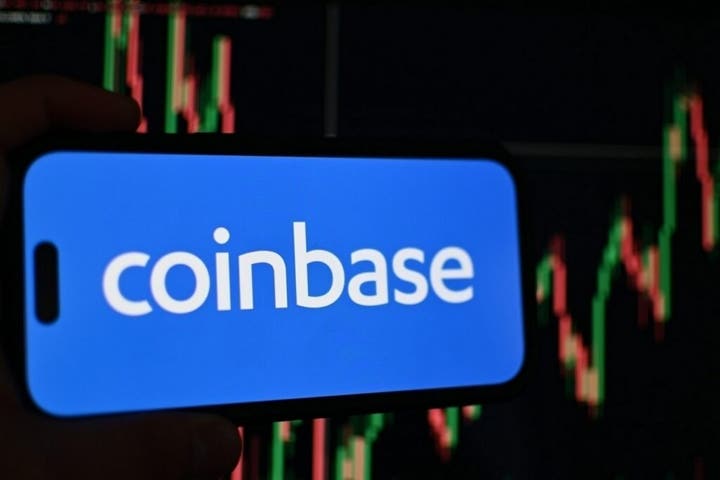 Coinbase CEO Aims to Replace Consumer Banks with Cryptocurrency Services 1 eb3f145374e1aca608c9f6a087ae7e56