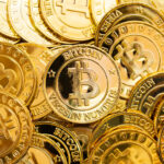 gold bitcoin pile