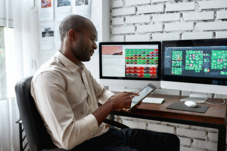 investor trading buy sell hold analysis finance portfolio