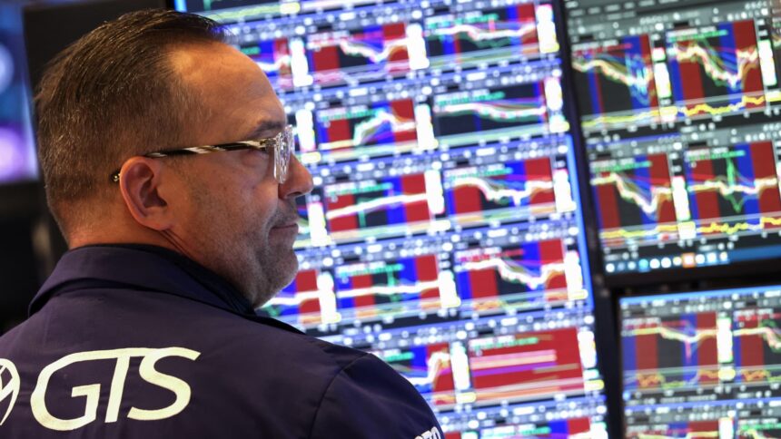 108211255 1760365115199 gettyimages 2240435735 AFP 78LU9KU