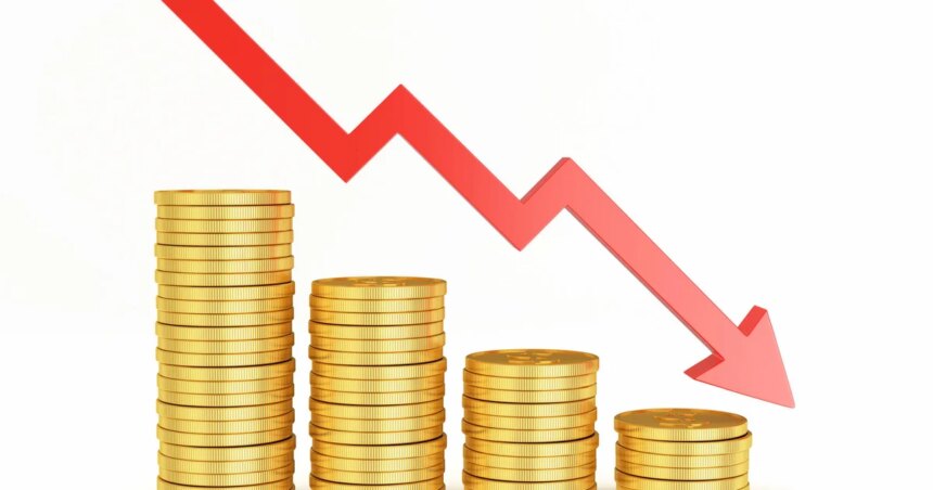 Gold Prices Drop Nearly 10%, Creating Investment Opportunities 1 gettyimages 1366348685