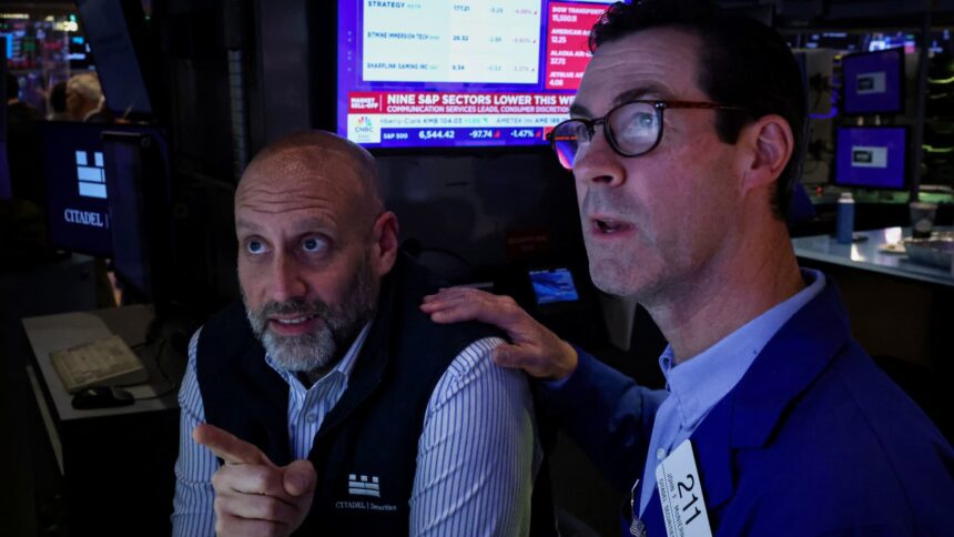 108229525 17636751932025 11 20t214421z 2104894088 rc2j0iaa2r11 rtrmadp 0 usa stocks