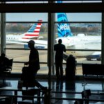 87166821007 20251107 t 214121 z 1241892618 rc 2 urha 75 f 3 o rtrmadp 3 usashutdownairlines