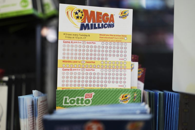 Mega Millions Jackpot Reaches $980 Million Ahead of Friday's Drawing 1 8f64a00421dc3a366cbb4e6761776794