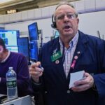 Financial Markets Wall Street 2346 1763736185