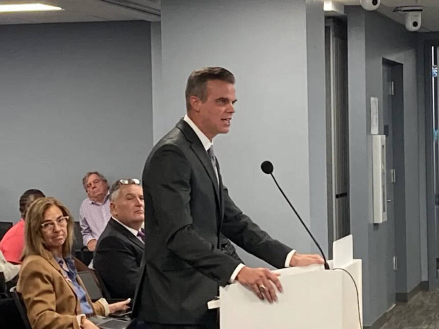 TFL L marty kiar delegation 02