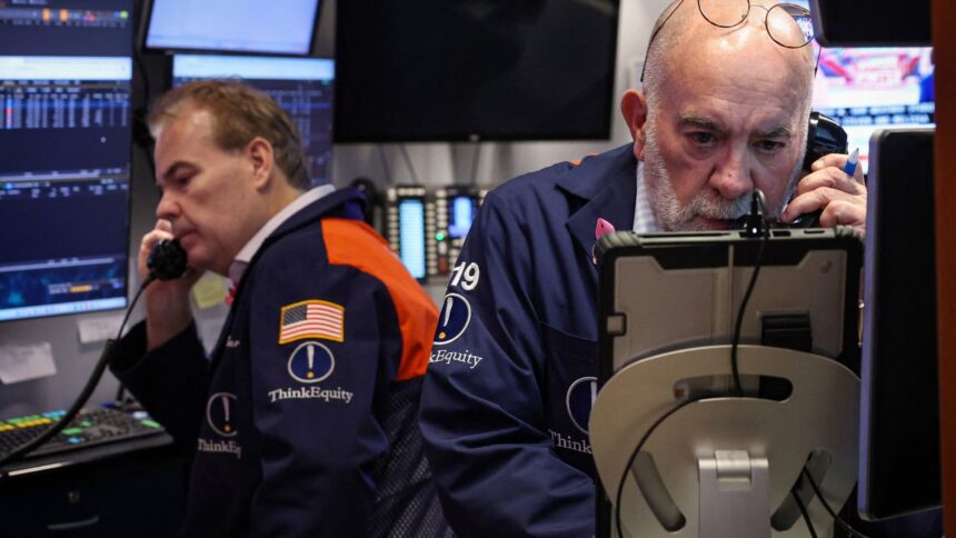 Market Watch: Key Earnings and Economic Data on the Horizon 1 108218593 17617503312025 10 29t150014z 2088614597 rc2plha99qun rtrmadp 0 usa stocks