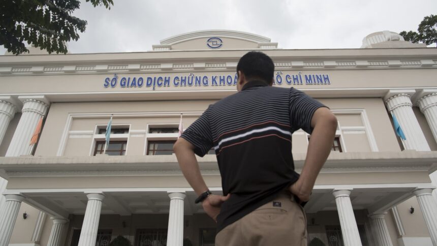 108236537 1764853059875 gettyimages 495520511 VIETNAM ECONOMY