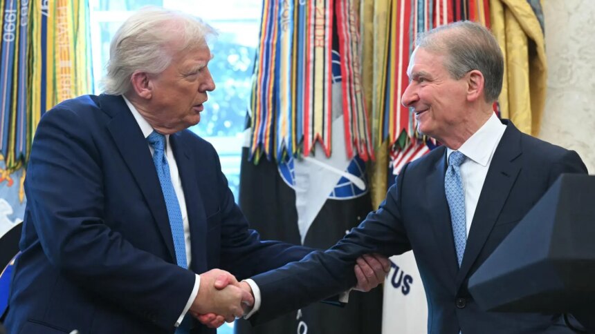 Bitcoin's Surge Stalls Amid SEC Chair's Blockchain Prediction and Market Concerns 1 1765136159 0x0