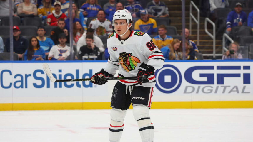 Bertuzzi brille alors que les Blackhawks affrontent les Blues en pleine saison tumultueuse