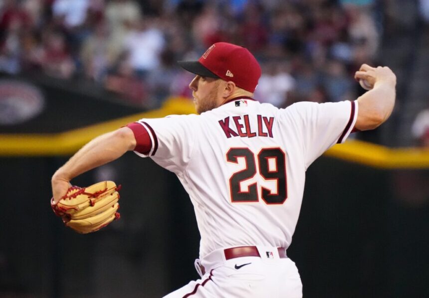 Diamondbacks finalizing two-year, $40MM deal with Merrill Kelly