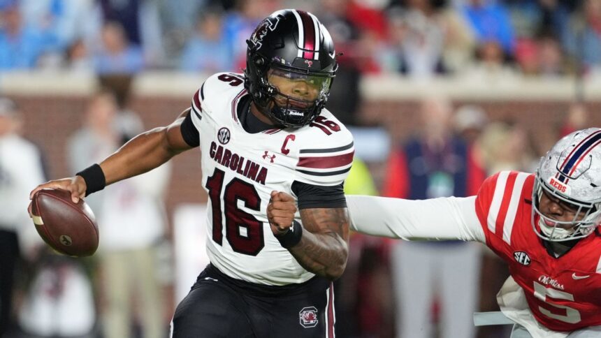 LaNorris Sellers Expected to Return to South Carolina for 2026 Season