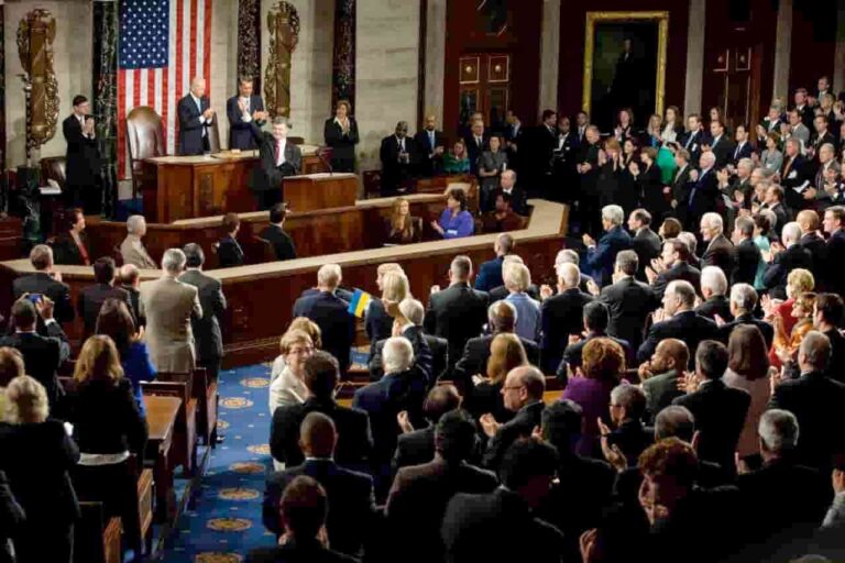 Senator David McCormick's Bitcoin Investments Raise Ethical Concerns Amid Financial Disclosure 1 U.S. politician makes super suspicious Bitcoin trade