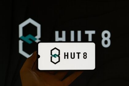 hut 8 corp hut stock on december 3 2025 american bitcoin fallout analyst ratings and 2025 2030 forec