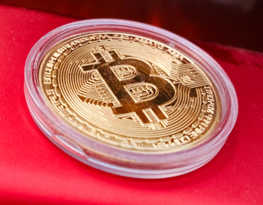 01b7b310 56a9 11eb bffd 49151115a071