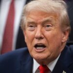 108241520 1765582682201 gettyimages 2250983479 TRUMP HOCKEY