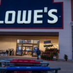 108265891 1771019846405 gettyimages 2246741823 LOWES EARNS