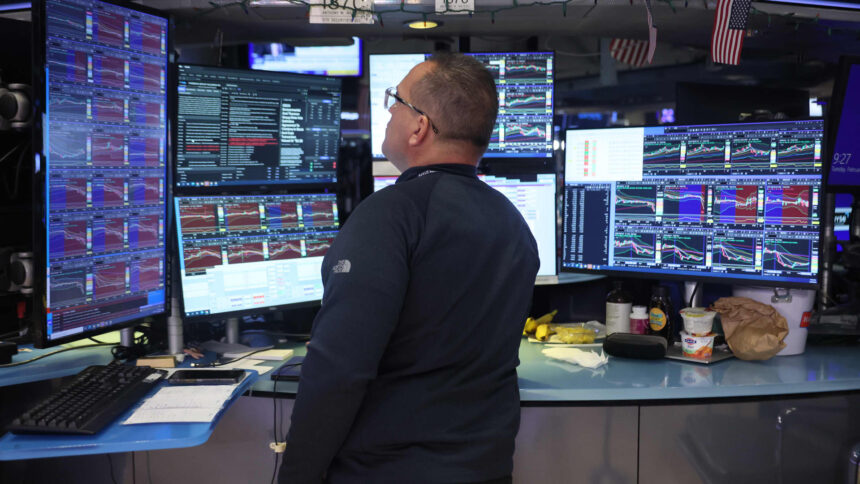 Cramer’s Charitable Trust Increases Holdings in Capital One and Wells Fargo Amid AI Concerns 1 108269155 1771947910676 gettyimages 2263314852 mms10529 fmfjehxd