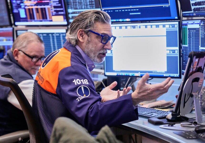 Content Unavailable 1 Financial Markets Wall Street 2382 1771338197