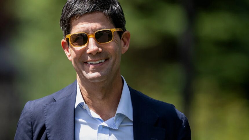 Kevin Warsh smiling while wearing sunglasses 1200x675