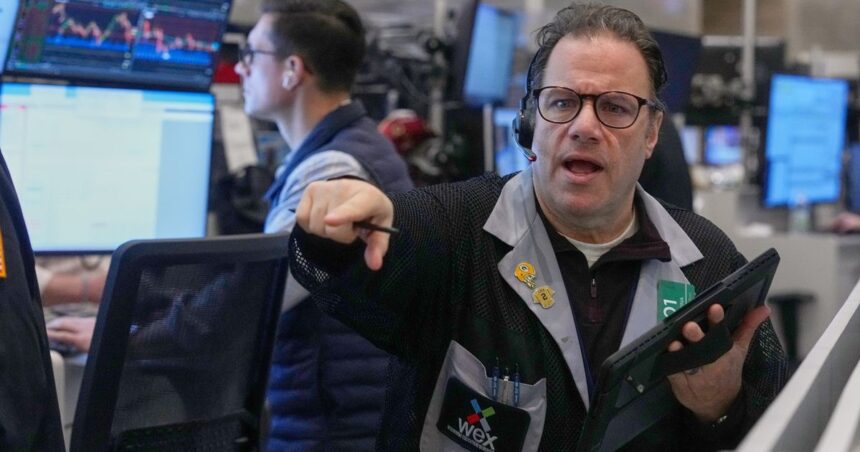 U.S. Stock Market Sees Volatile Day Amid Mixed Earnings Reports and AI Investment Concerns 1 a22c45c1 d7a7 5b75 8678 309ef495d846