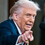 cbsn fusion trump calls democrats crazy in combative state of the union address thumbnail