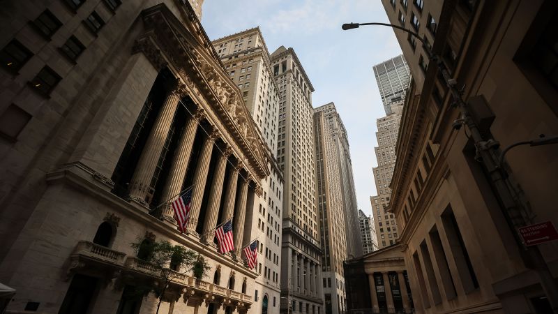 Wall Street Legend Howard Silverblatt Reflects on Nearly 50 Years in the Markets 1 gettyimages 2219242204