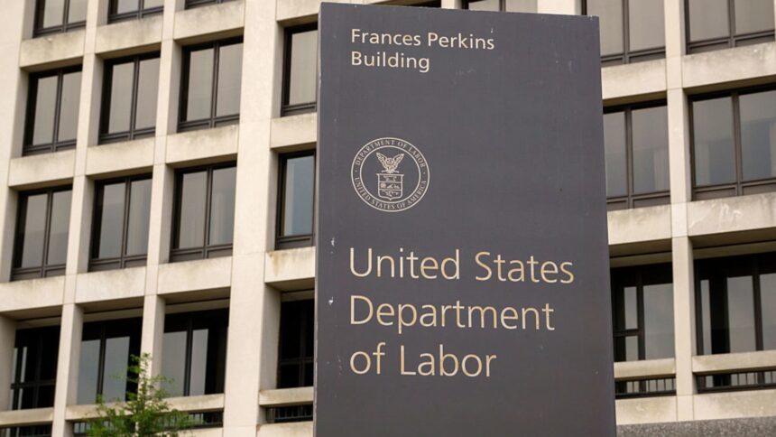 Department of Labor Proposes Rule to Expand Alternative Assets in 401(k) Plans 1 108218725 1761755994369 gettyimages 2217871979 20250602 dc fedbuildings 137
