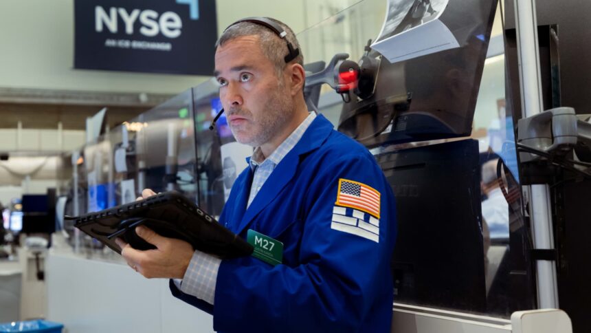 Stock Futures Steady After Volatile Trading; Investors Eye Oil Prices and Upcoming Jobs Report 1 108272862 1772556132298 Traders OB 20260303 ACJ PRESS 5