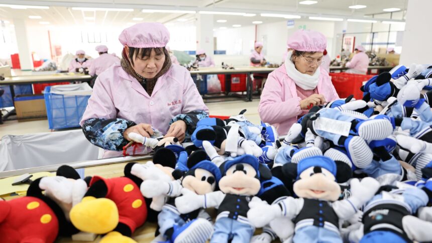 China's Manufacturing Activity Surges in March Amid Strong Export Orders 1 108284781 1774881790823 gettyimages 2264040231 vcg111624576802