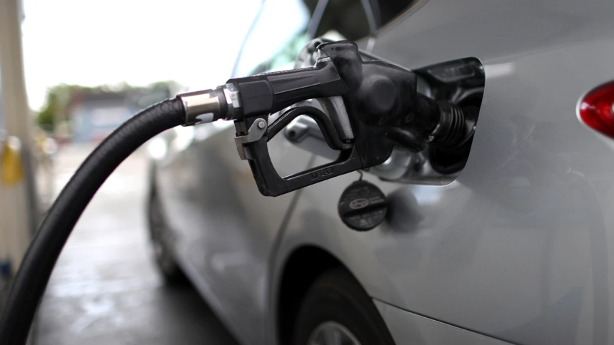 Diesel Prices Reach Record High in Washington State, Affects Trucking Industry 1 9d92e92e 9f38 4dae b807 7d7c6ca62e8c gaspricegeneric