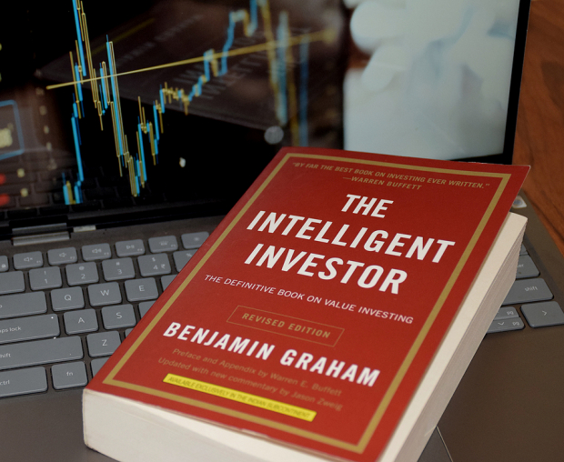 Coinbase vs. Gold.com: Which Company is Better Positioned for Long-Term Growth? 1 bdd59e6db25ac43e6109a4e27ccf3b72