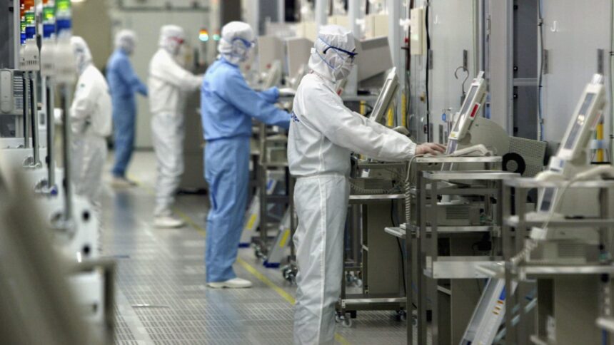 Asia-Pacific Markets Rebound on Optimism Over Potential Iran War Resolution 1 108034334 1726312516674 gettyimages 72340449 50965410KK008