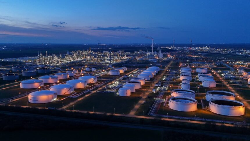 Oil Prices Surge Amid U.S.-Iran Tensions and Threats to Close Strait of Hormuz 1 108279134 17737747902026 03 17t190608z 1338653705 rc2i6ka9j8jz rtrmadp 0 iran crisis germany petrol