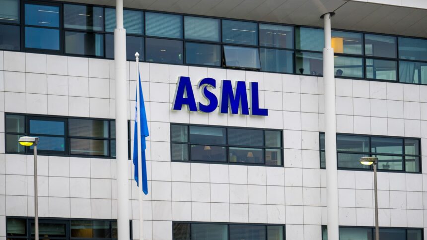 Stock Market Update: Earnings Boost from ASML and Morgan Stanley, Challenges for Wells Fargo and Luxury Brands 1 108291541 1776230822579 gettyimages 2250757897 NETHERLANDS FOUQUET