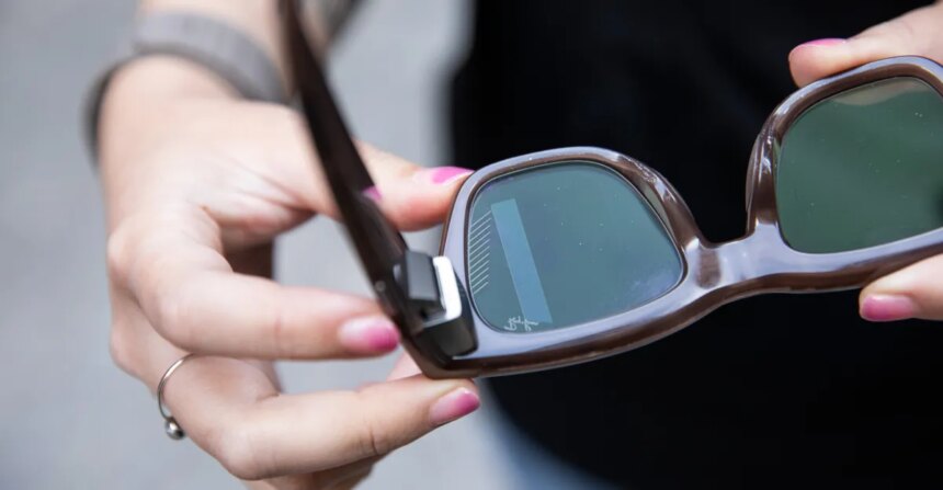 Meta Superintelligence Labs Unveils Muse Spark, First AI Model Since Zuckerberg's Overhaul 1 257980 Meta Ray Ban Display AKrales 0312