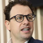 69d94cc6f976785dcb190587